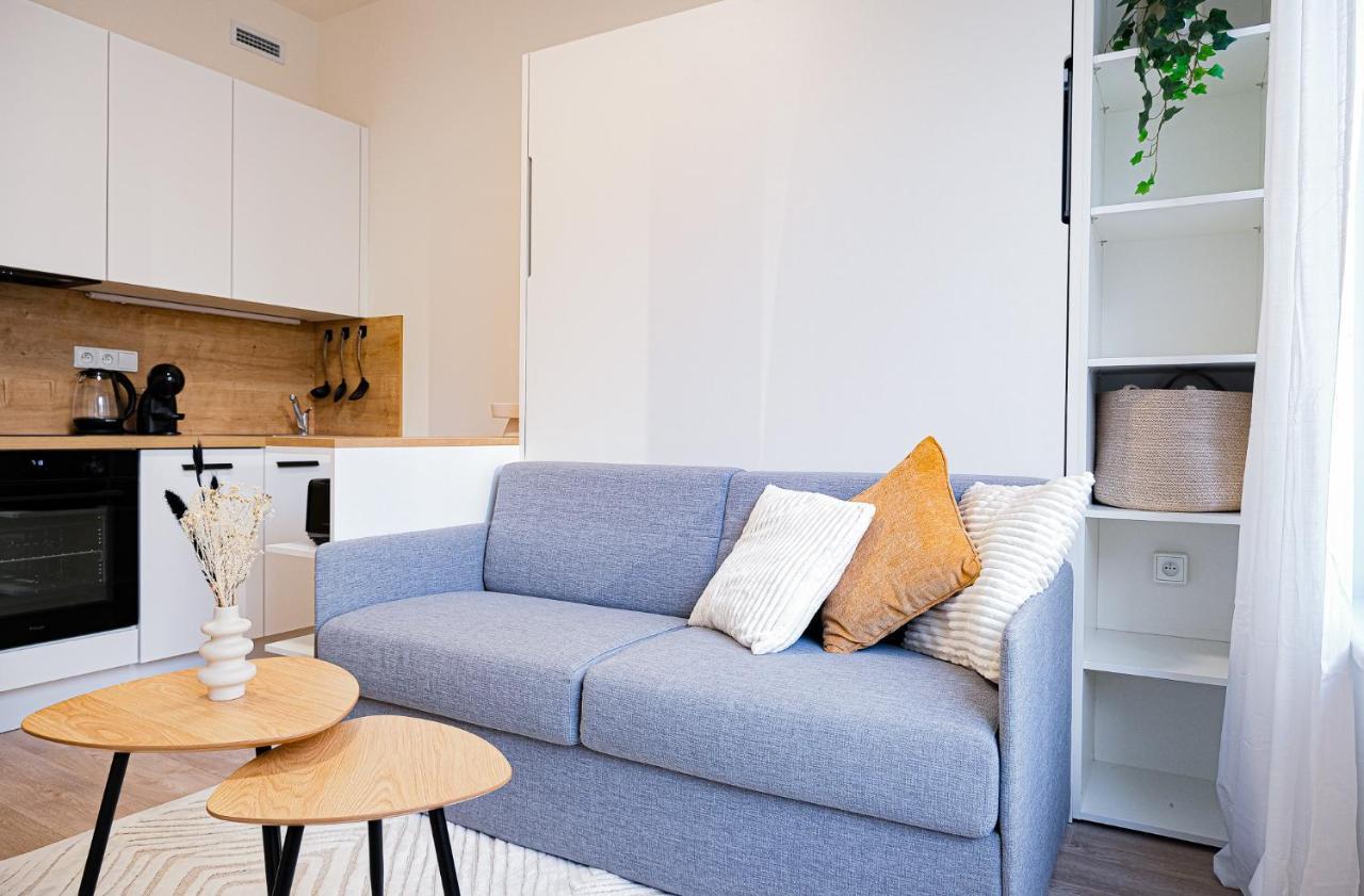 Mymozart Apartments Prague By Rentero Property Εξωτερικό φωτογραφία